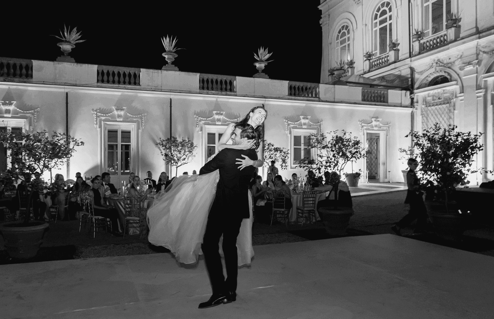 Weddings across Italy and Tuscany, thoughtfully designed